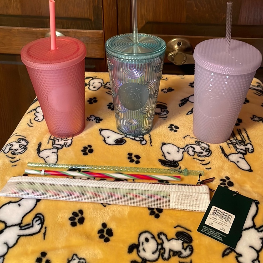 Starbucks 3x 16 oz tumblrs + 5 acrylic straws